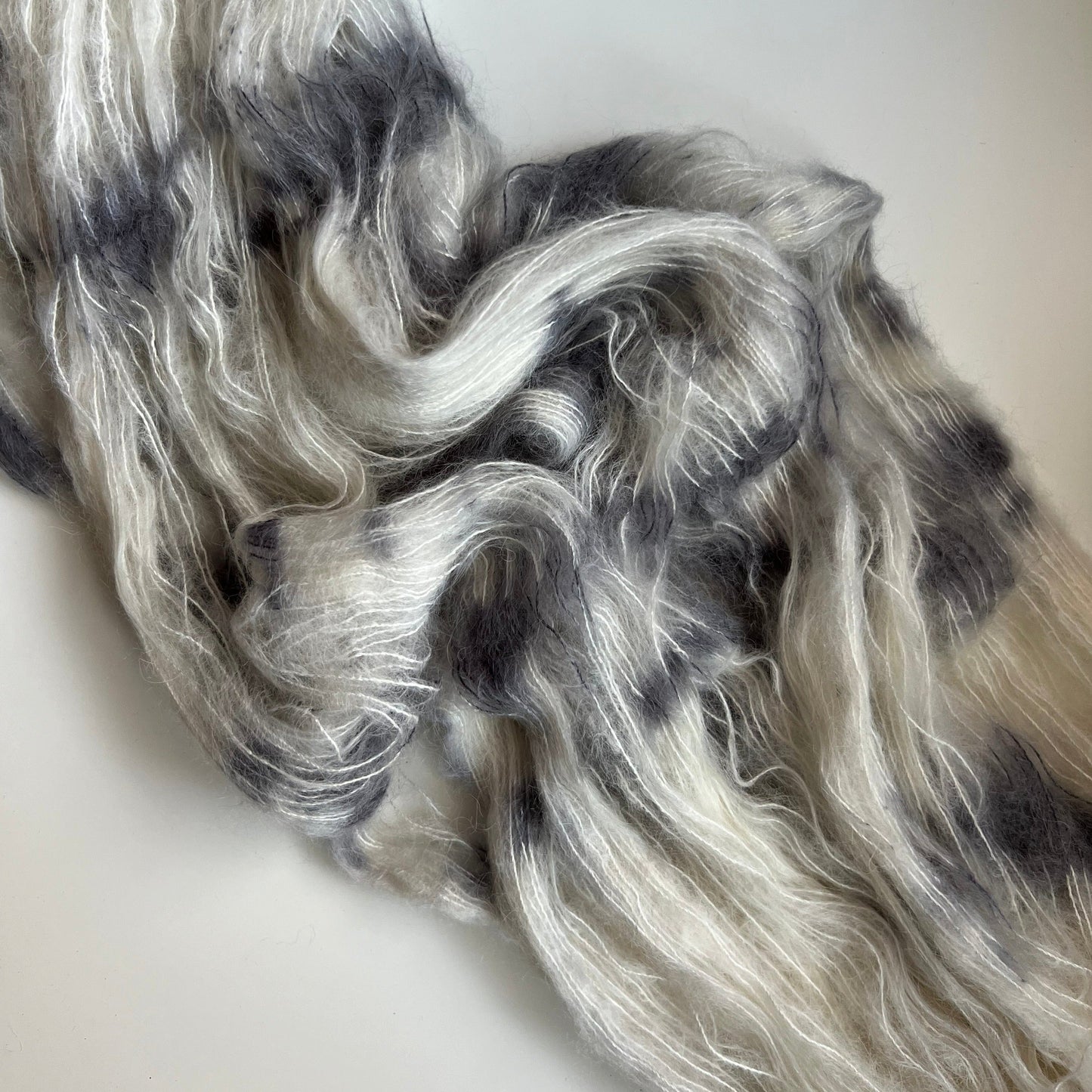 Summer Camp Fibers Dream Suri - Baby Suri Alpaca Yarn - Cookies N Cream