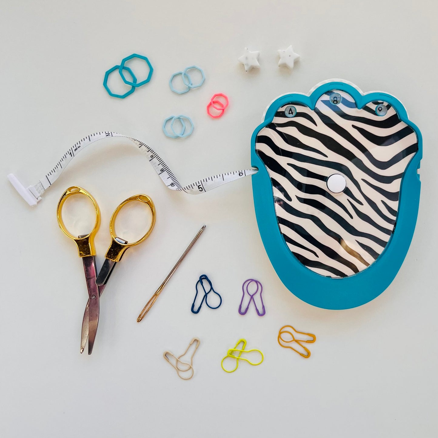 The Knit & Crochet Kit - Knitting & Crochet Tool Kit - Wild Streak - Assorted Colors