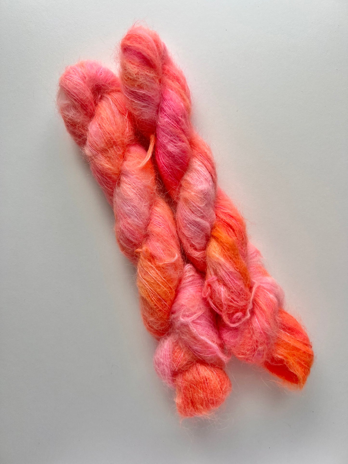 Mini Bar - Dream Suri