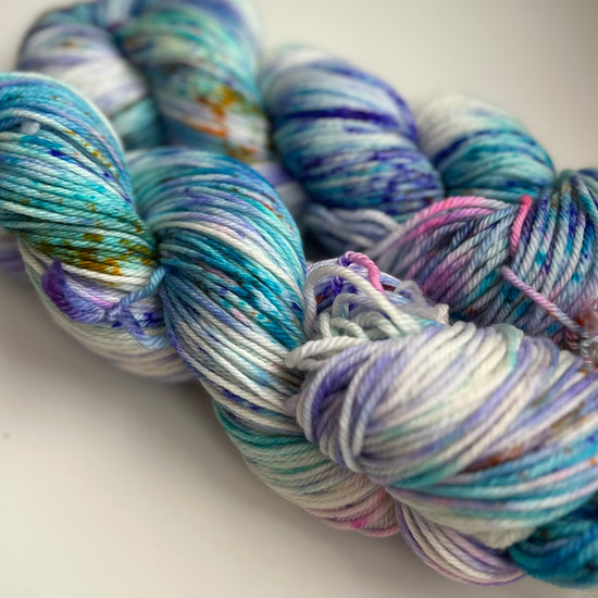 Products :: Hand dyed yarn, Blue and white variegated DK weight yarn,  superwash merino - Moonlight Serenade
