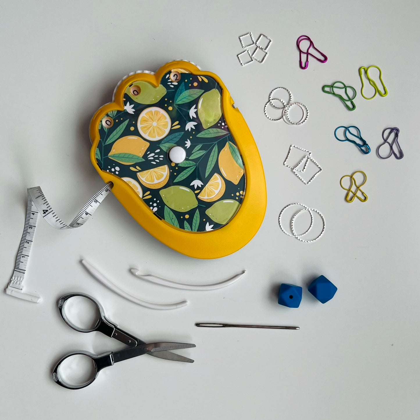 Load image into Gallery viewer, The Knit &amp;amp; Crochet Kit - Knitting &amp;amp; Crochet Tool Kit - Lemons &amp;amp; Limes
