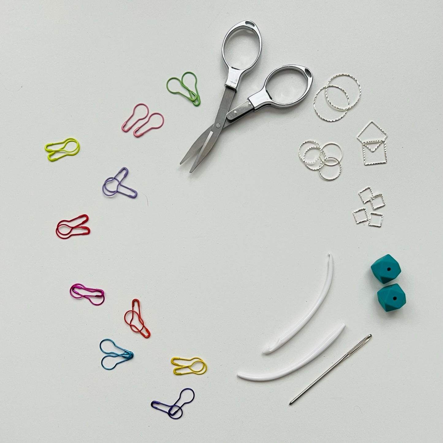 view of the accessories that come in The Knit & Crochet Kit